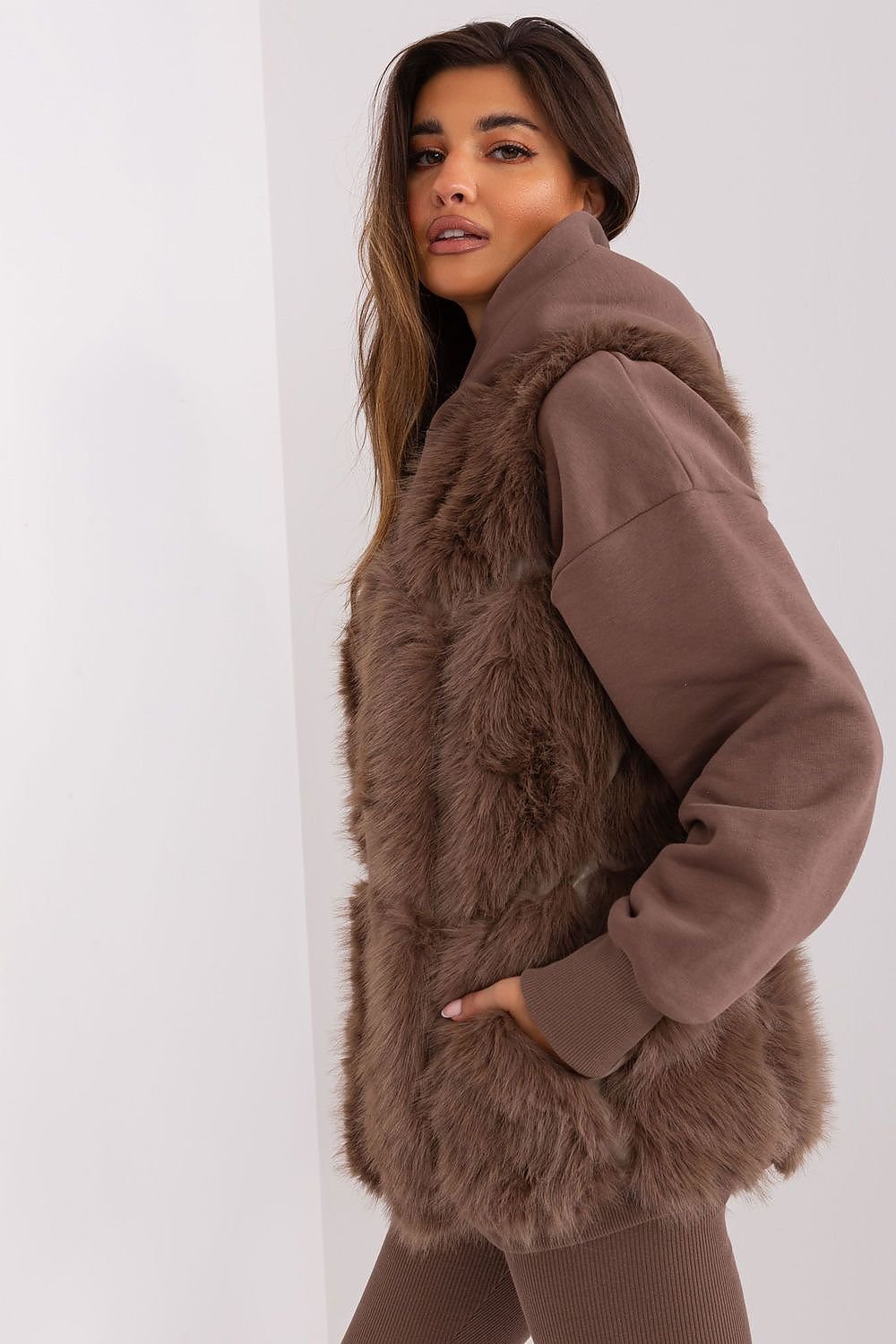 Gilet model 187537 AT