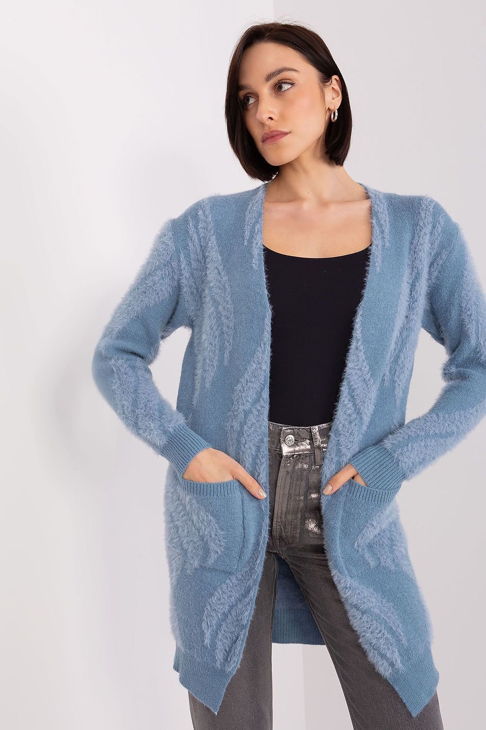 Cardigan model 188288 AT