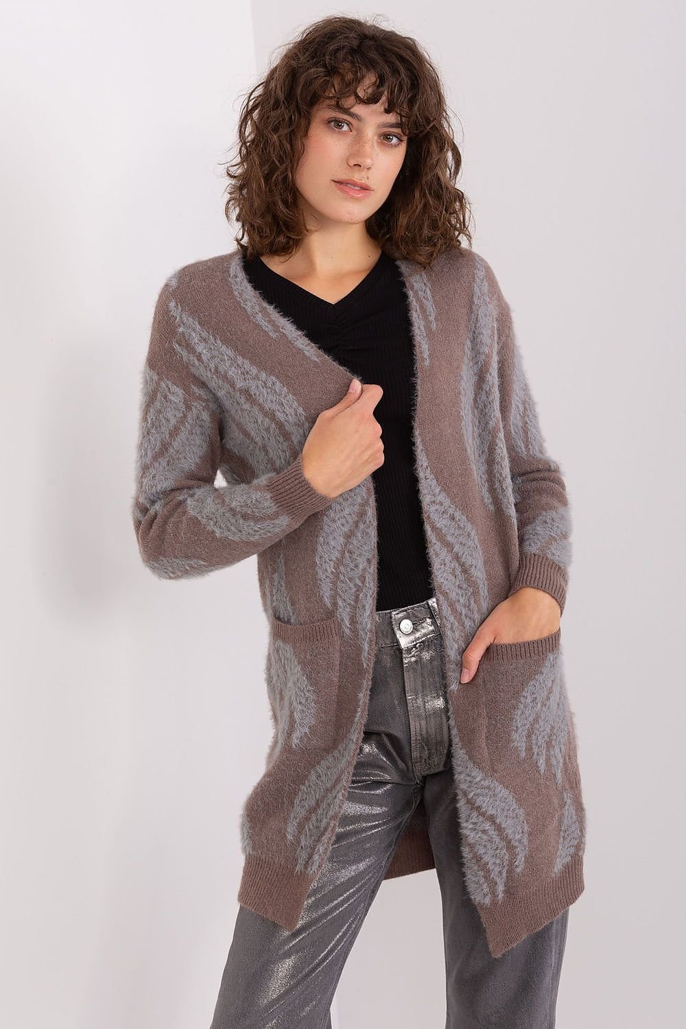 Cardigan model 188288 AT