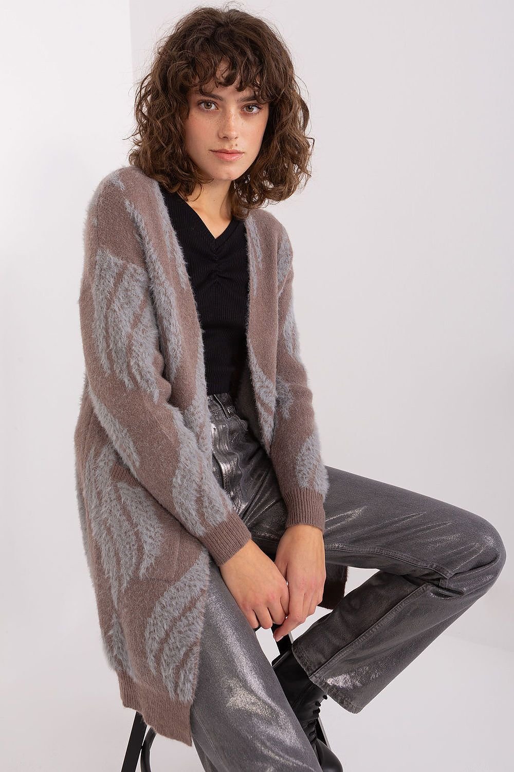 Cardigan model 188288 AT