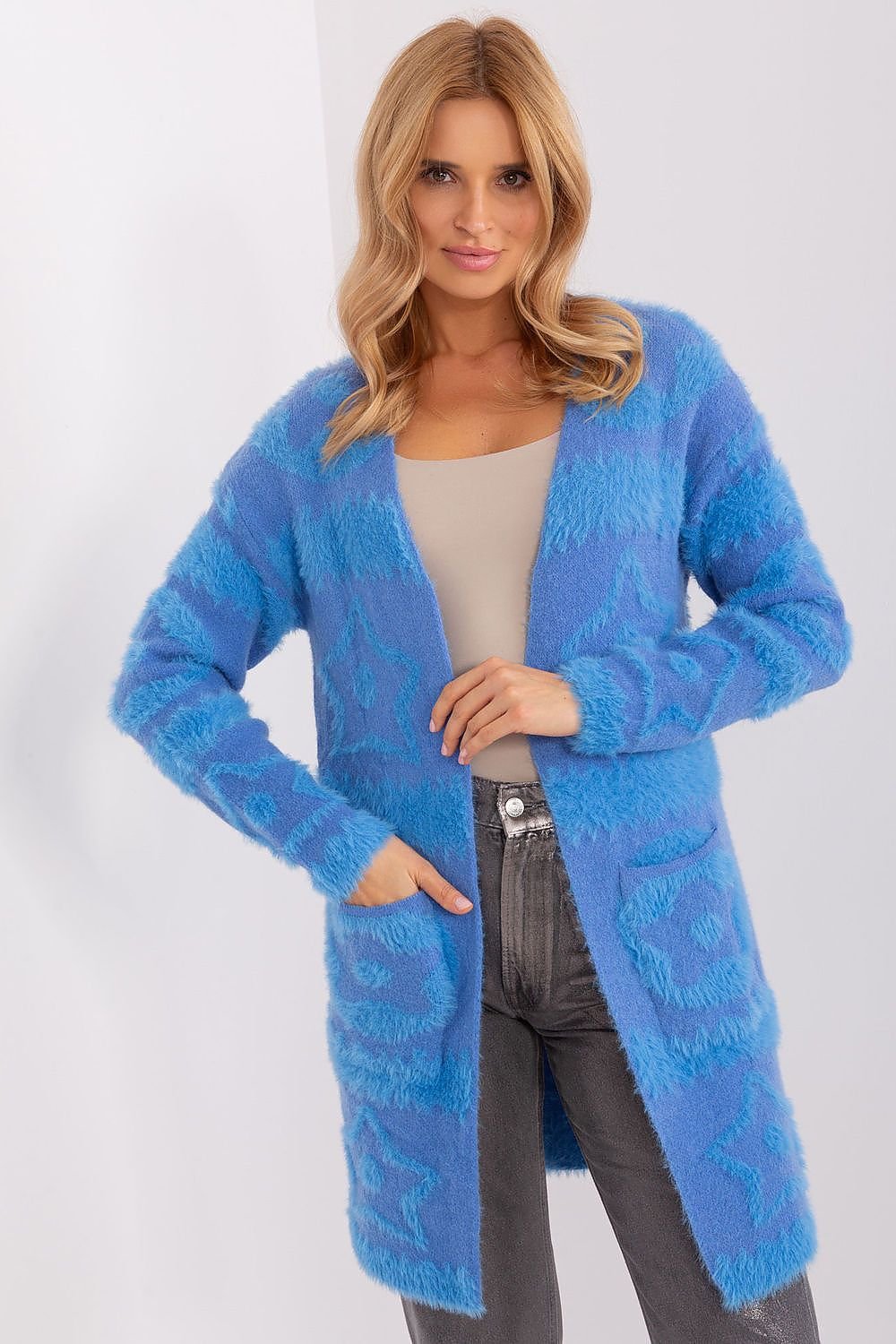 Cardigan model 189218 AT