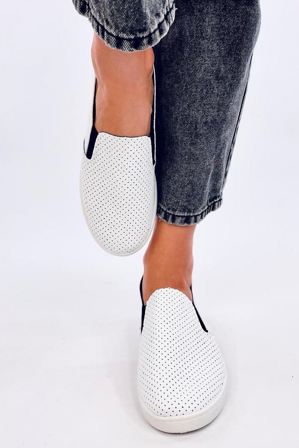 Scarpe slip on model 196525 Inello