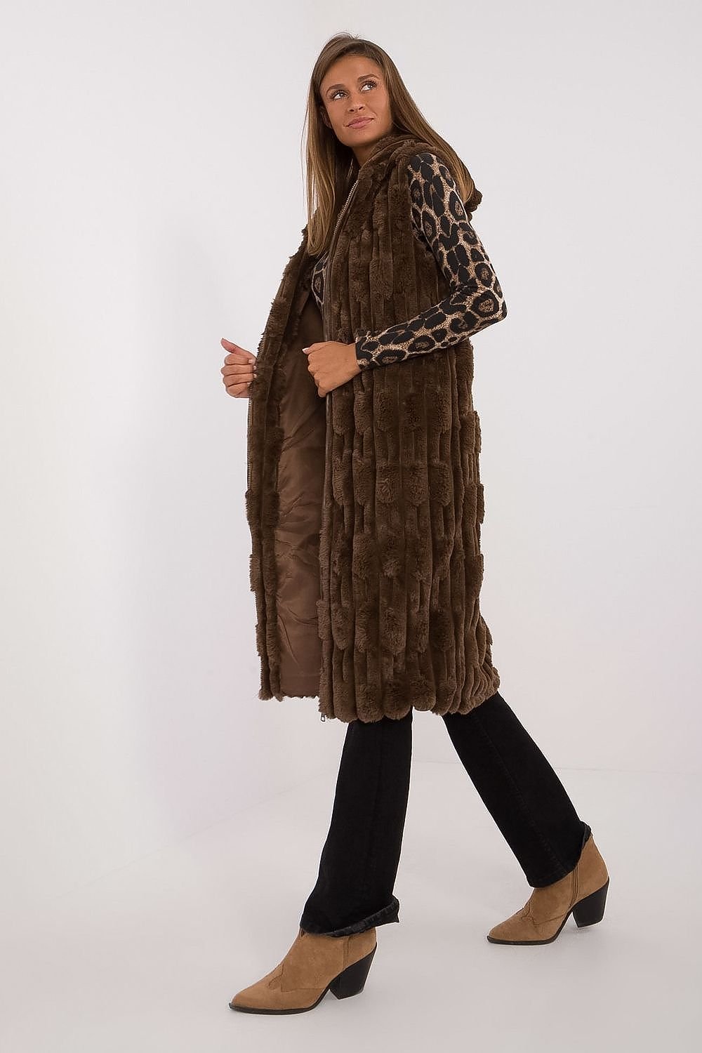 Gilet model 190869 AT