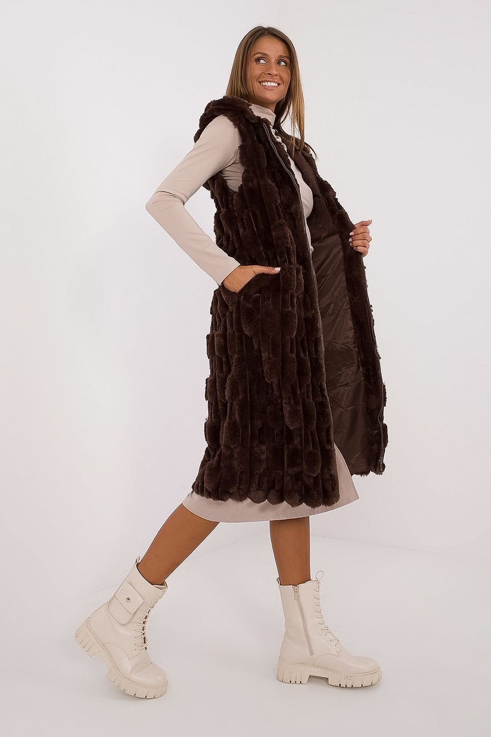 Gilet model 190869 AT