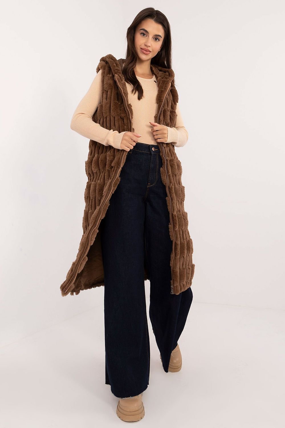 Gilet model 190869 AT