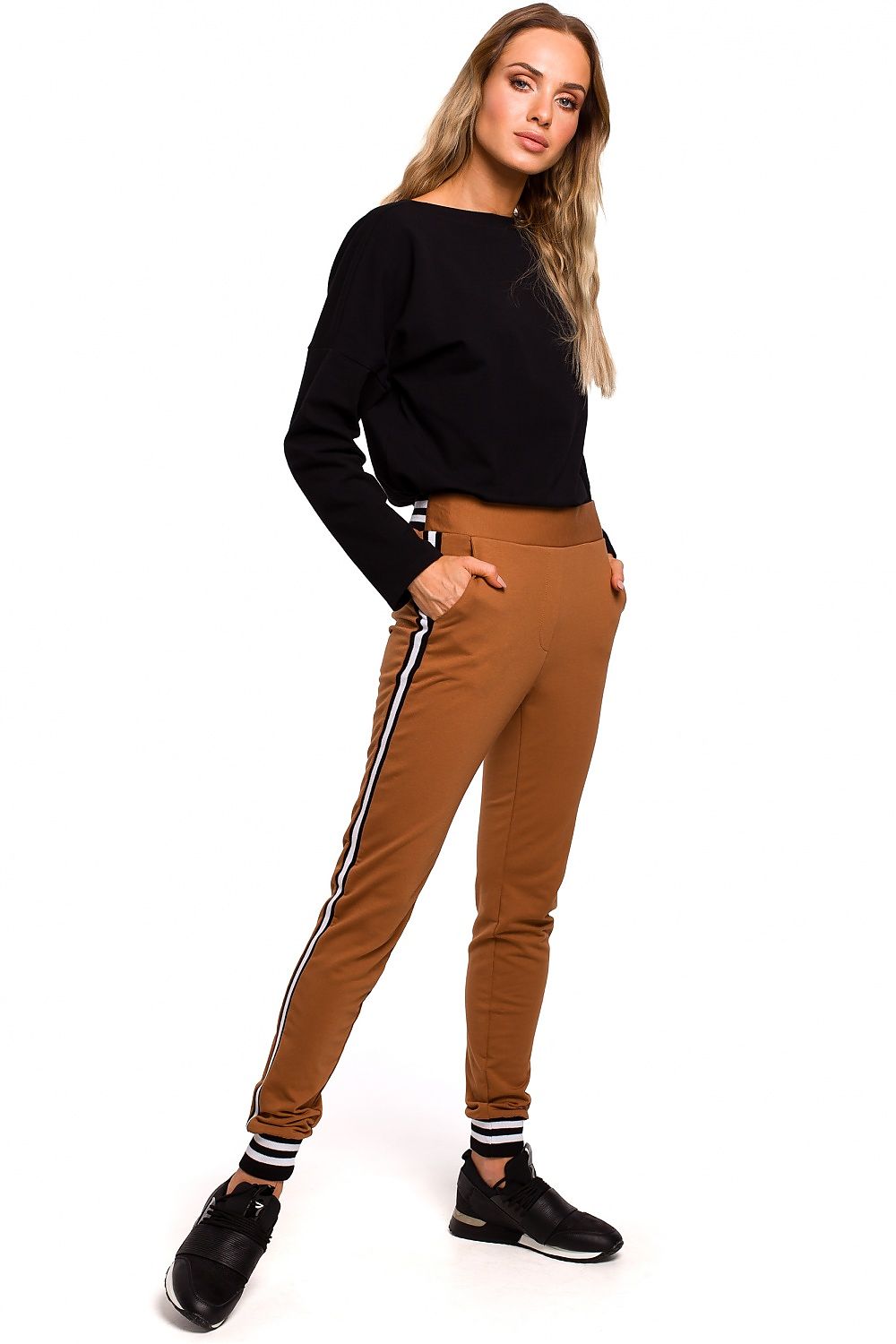 Pantaloni da donna model 135474 Moe