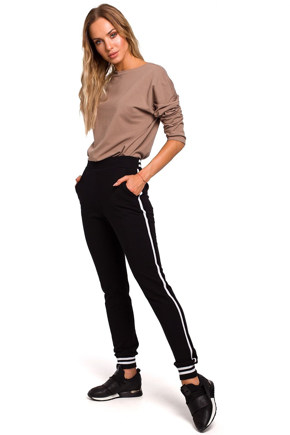 Pantaloni da donna model 135474 Moe