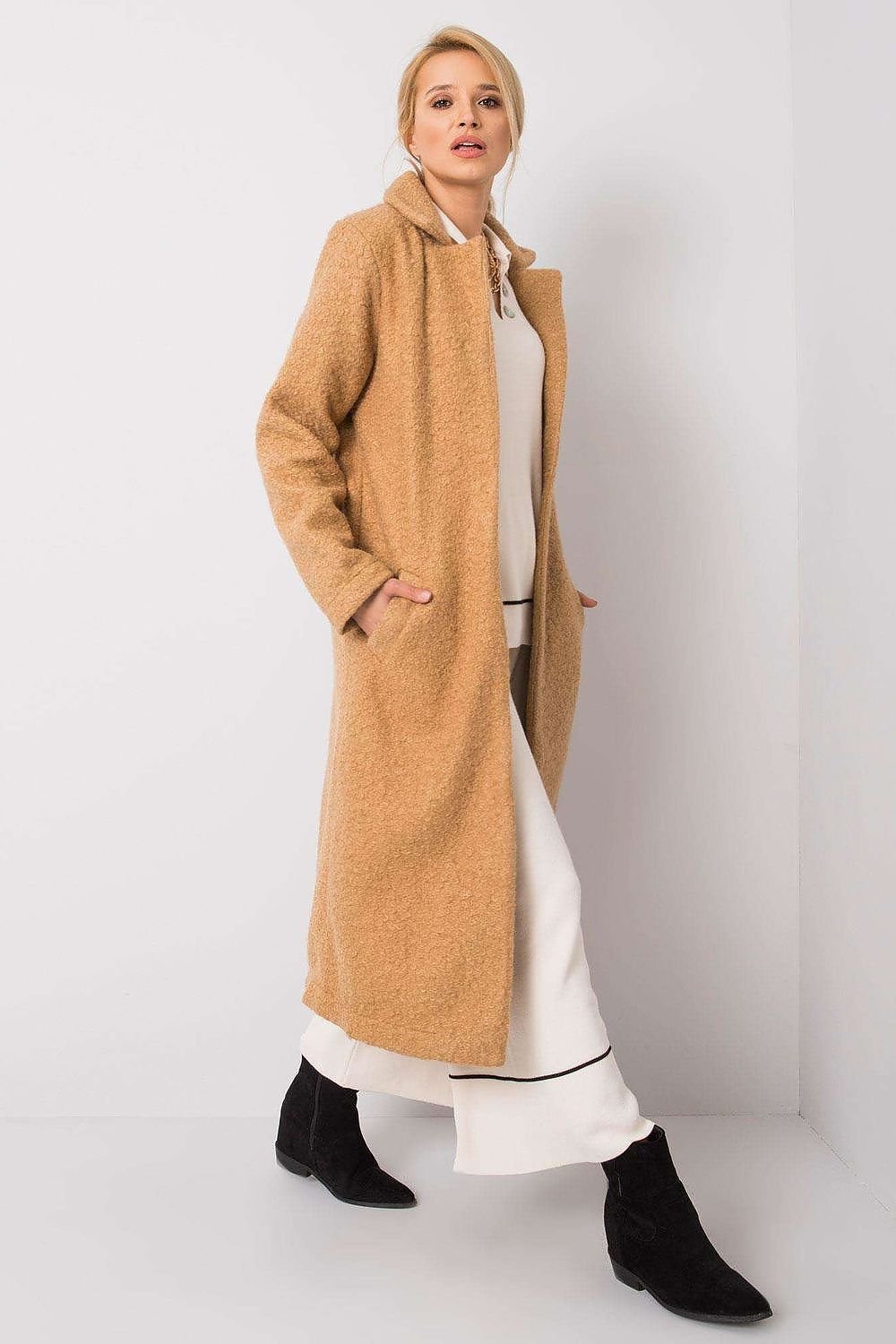 Cappotto model 172480 Rue Paris