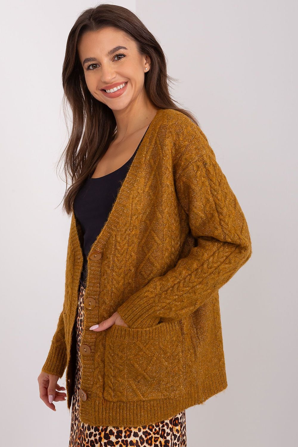 Cardigan model 186752 AT