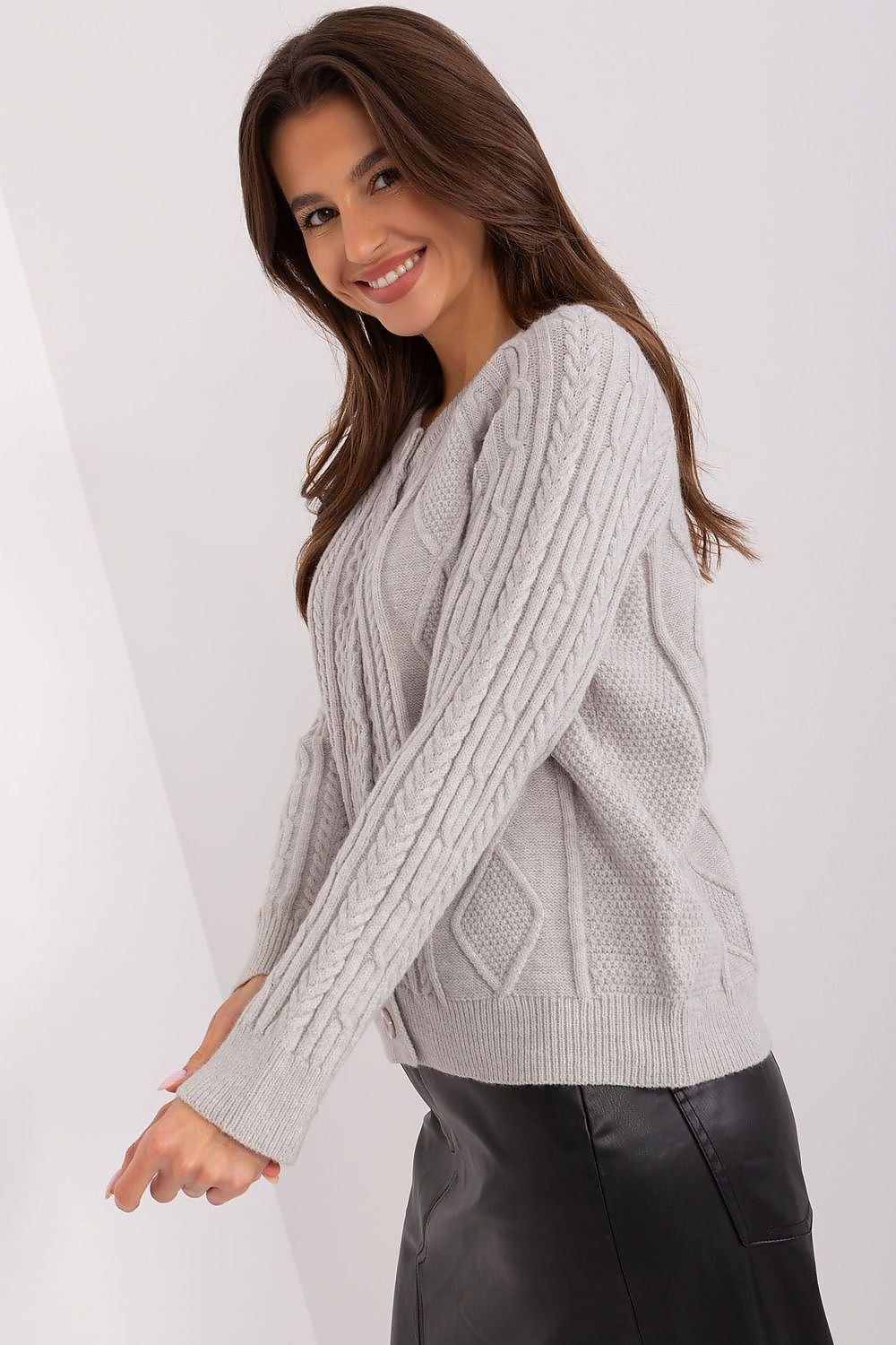 Cardigan model 187575 AT